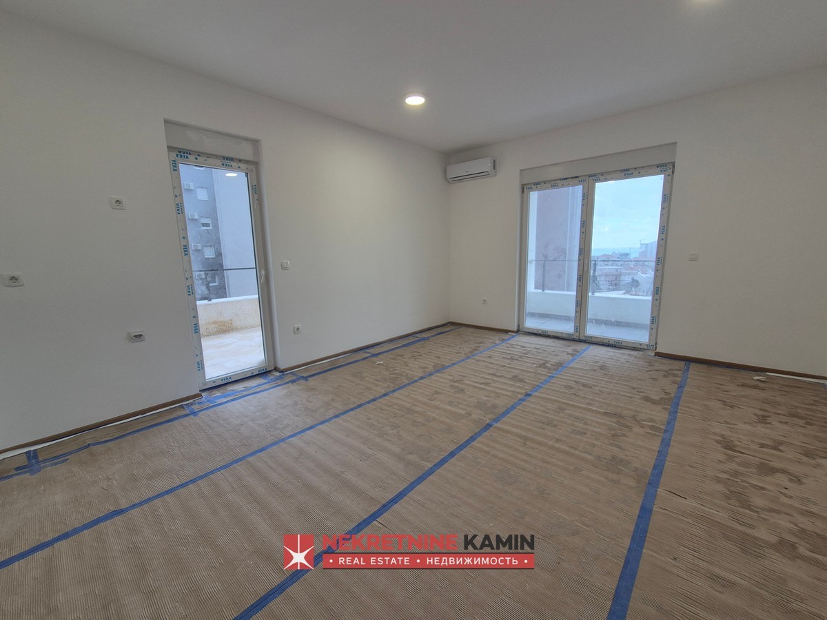 New Two-Bedroom Apartment with Sea and City Views, Dubovica Lux, Budva